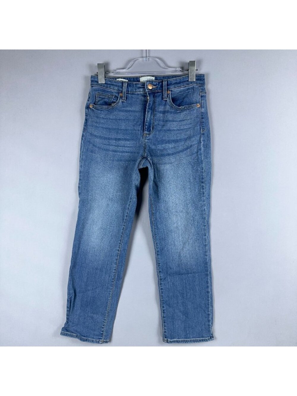 Universal Thread Jeans Size 6 High Rise Slim Straight Blue Medium Wash Stretch